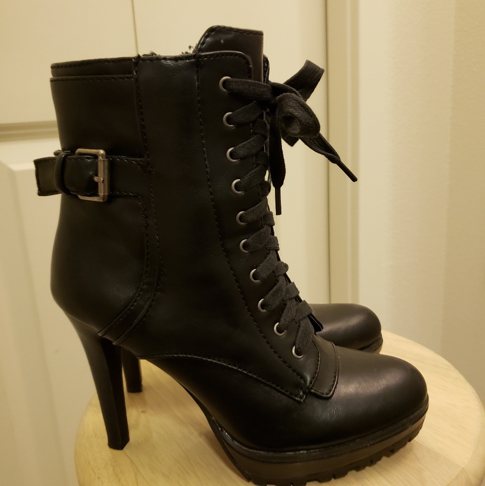 Nine West Lace up Ankle Boots
